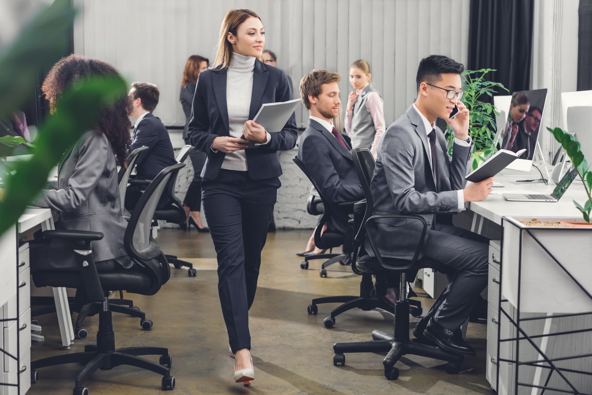 Mastering Service Excellence: How Dynamics 365 Field Service Empowers UK Mobile Teams